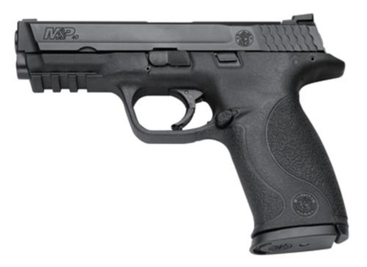 Smith & Wesson M&P Full Size .40 SW 4.25" Barrel Black Melonite Finish Dot Front Sight Magazine Safety 10 Round - MA Compliant Smith & Wesson M&P Full Size .40 SW 4.25" Barrel Black Melonite Finish Dot Front Sight Magazine Safety 10 Round - MA Compliant