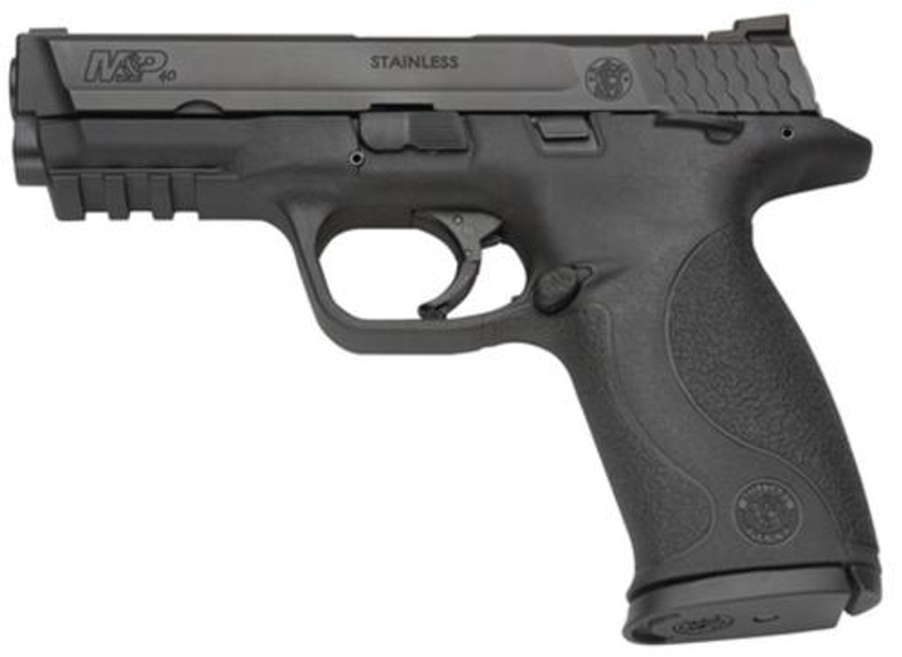 Smith & Wesson M&P40, Full Size, Thumb Safety, 15 Rnd Mags Smith & Wesson M&P40, Full Size, Thumb Safety, 15 Rnd Mags