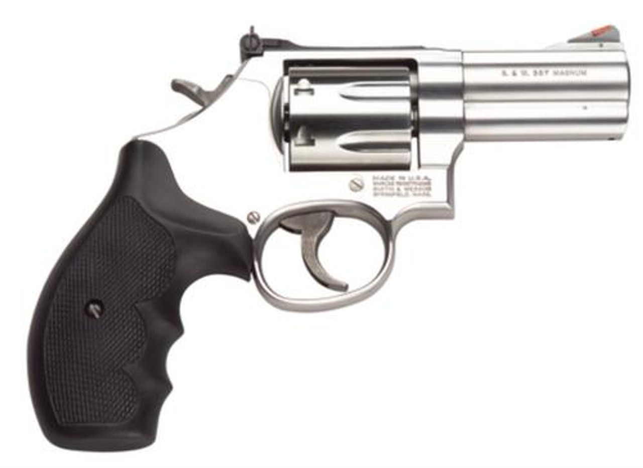 Smith & Wesson 686 Plus, 7 Round 357 Remington Mag/38 Special, Stainless Steel Finish Smith & Wesson 686 Plus, 7 Round 357 Remington Mag/38 Special, Stainless Steel Finish