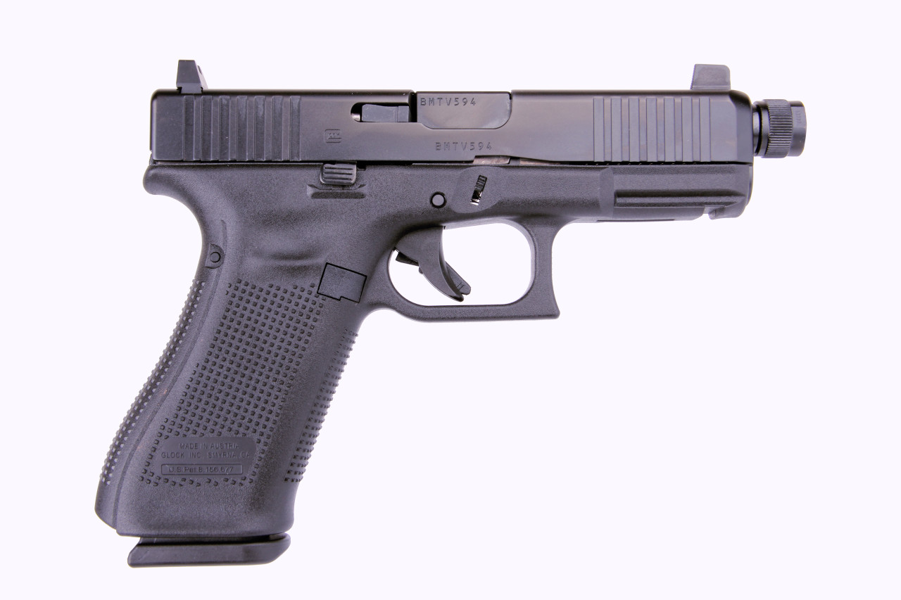 Glock 19 Gen5 9mm, 4" Threaded Barrel, nDLC Finish, Suppressor FS, 3x 15rd Glock 19 Gen5 9mm, 4" Threaded Barrel, nDLC Finish, Suppressor FS, 3x 15rd