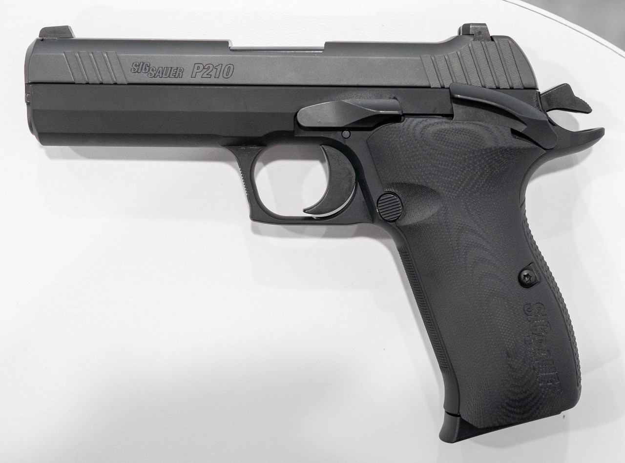 Sig P210 Carry 9mm, Single Action, G10 Grips, Night Sights, Black Sig P210 Carry 9mm, Single Action, G10 Grips, Night Sights, Black
